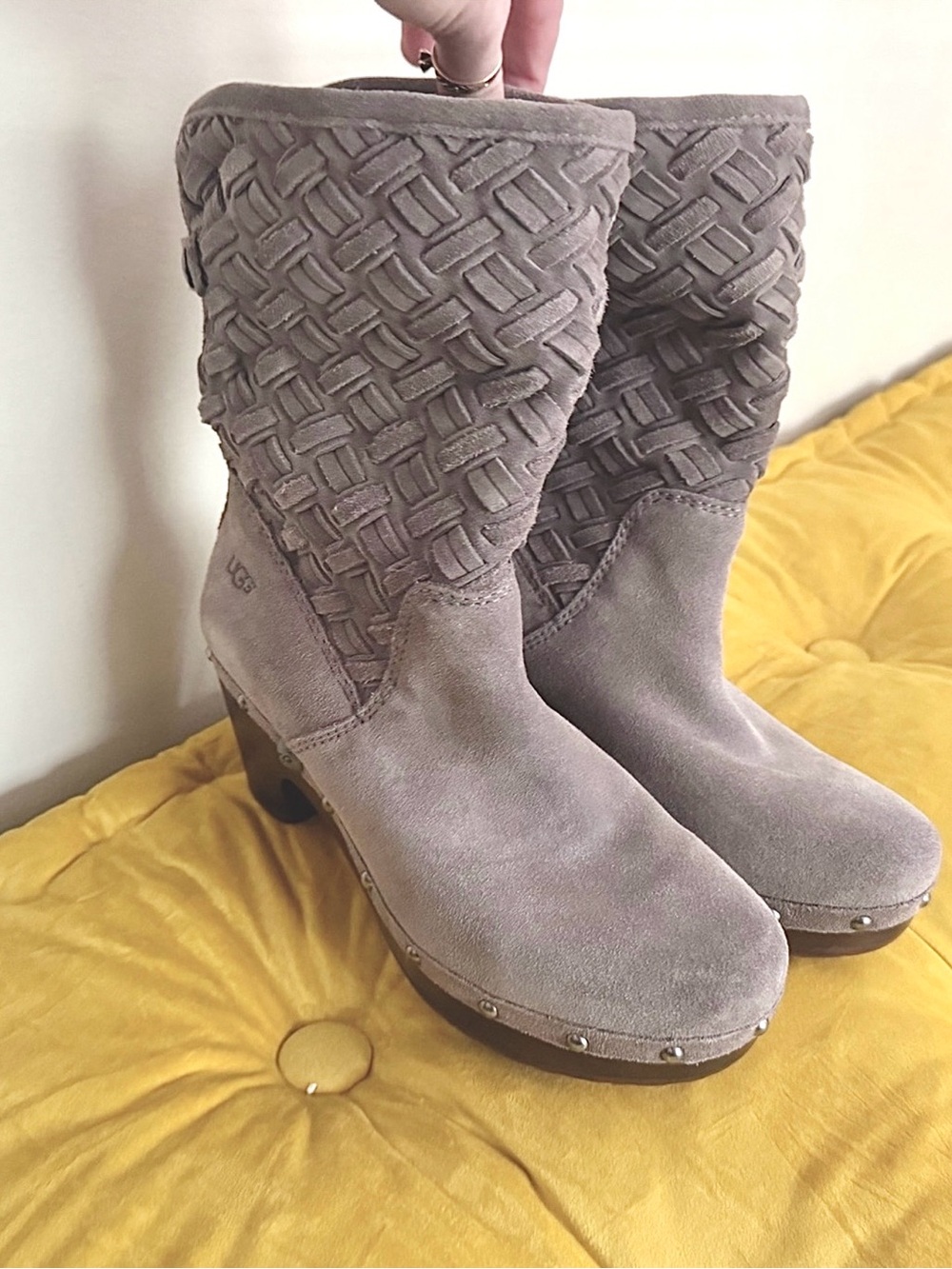 UGG Suede Lynnea Arroyo Weave